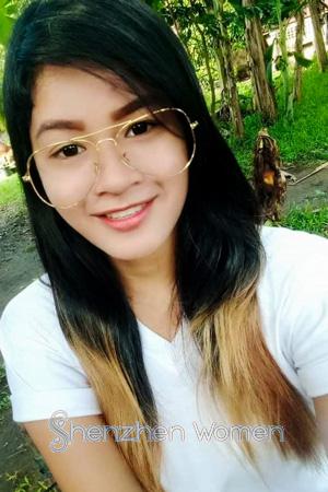 199628 - Rose Age: 24 - Philippines