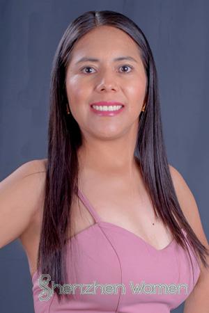 223585 - Flora Age: 36 - Bolivia