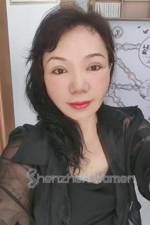 224925 - Liya Age: 53 - China