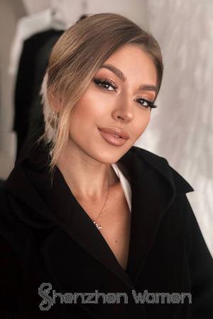 225334 - Yuliia Age: 30 - Ukraine